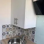 Joli Sevigne A Caen