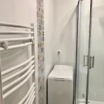 Joli Sevigne A Caen