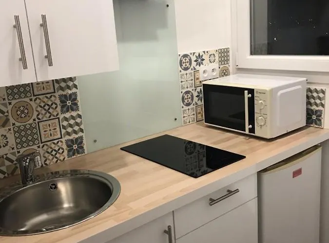 Joli Sevigne A * Caen